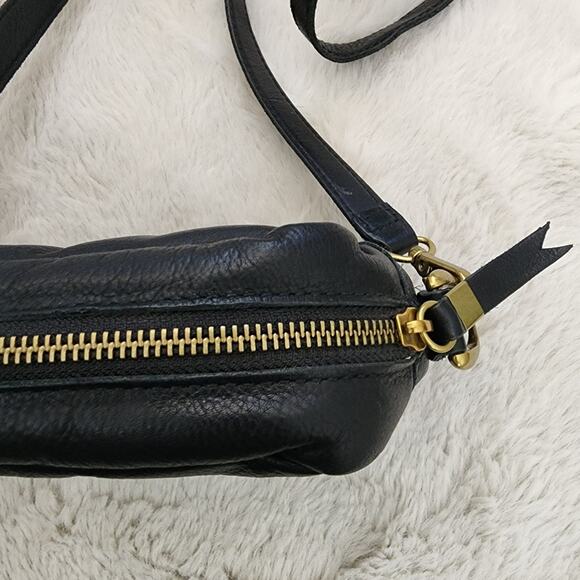 Madewell Transport Puffer Quilted Leather Camera Crossbody Bag Black - Picture 2 of 12